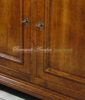 Sideboard made of solid walnut wood with 2 doors without inlays